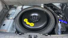 Volvo XC40 2.0 B3P Plus Dark 5dr Auto Petrol Estate